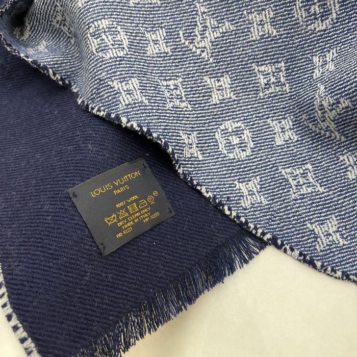 Louis Vuitton Scarf LV00144